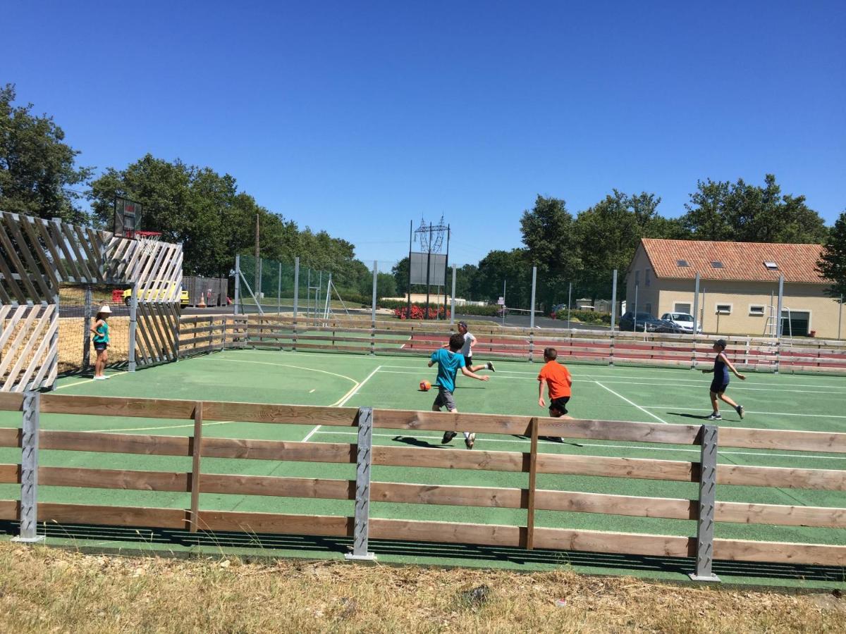Camping Les Petites Minaudieres Coussay-les-Bois Exteriör bild