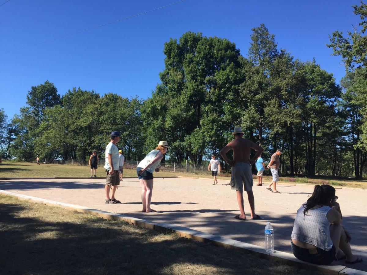 Camping Les Petites Minaudieres Coussay-les-Bois Exteriör bild