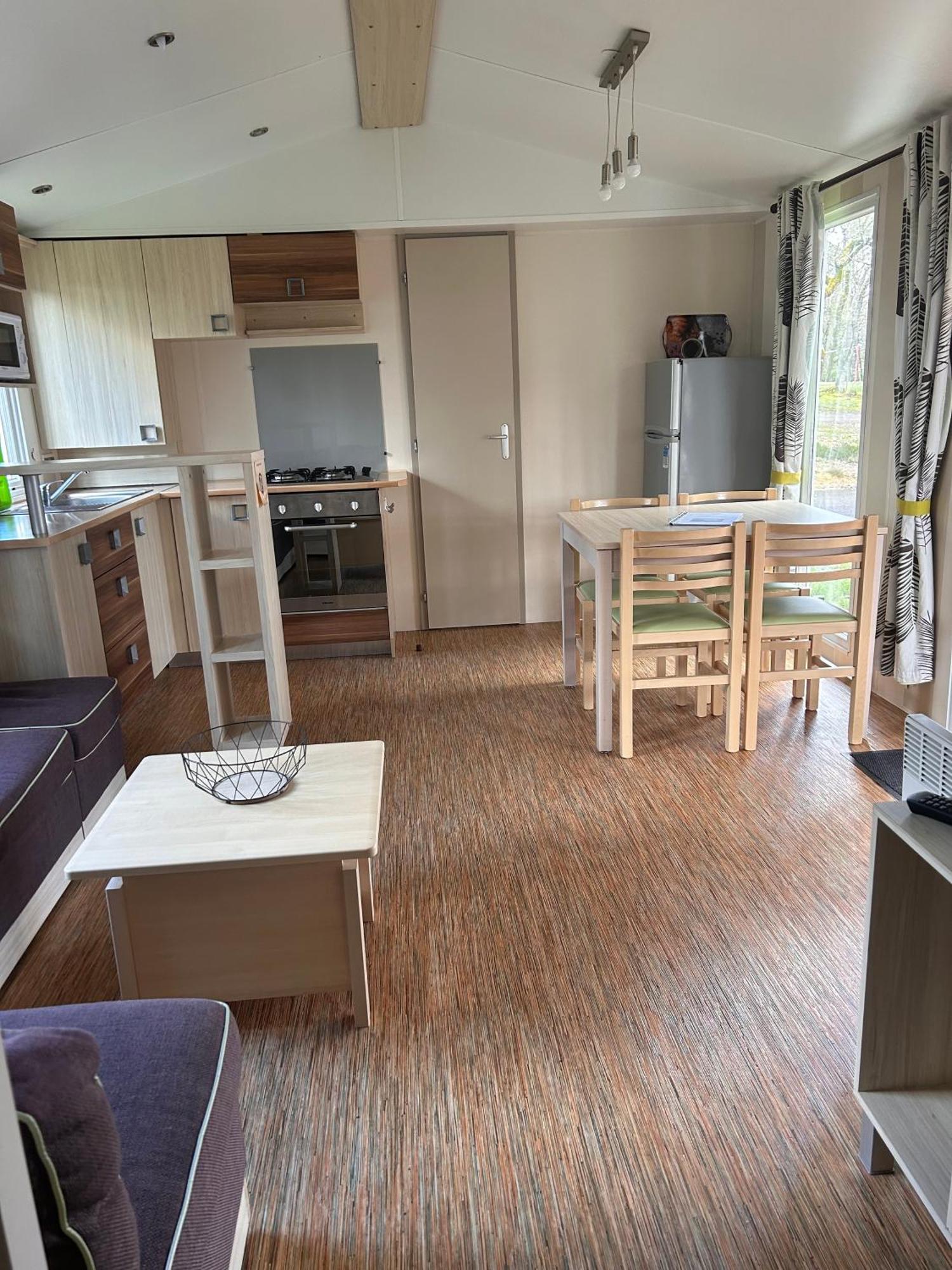 Camping Les Petites Minaudieres Coussay-les-Bois Rum bild