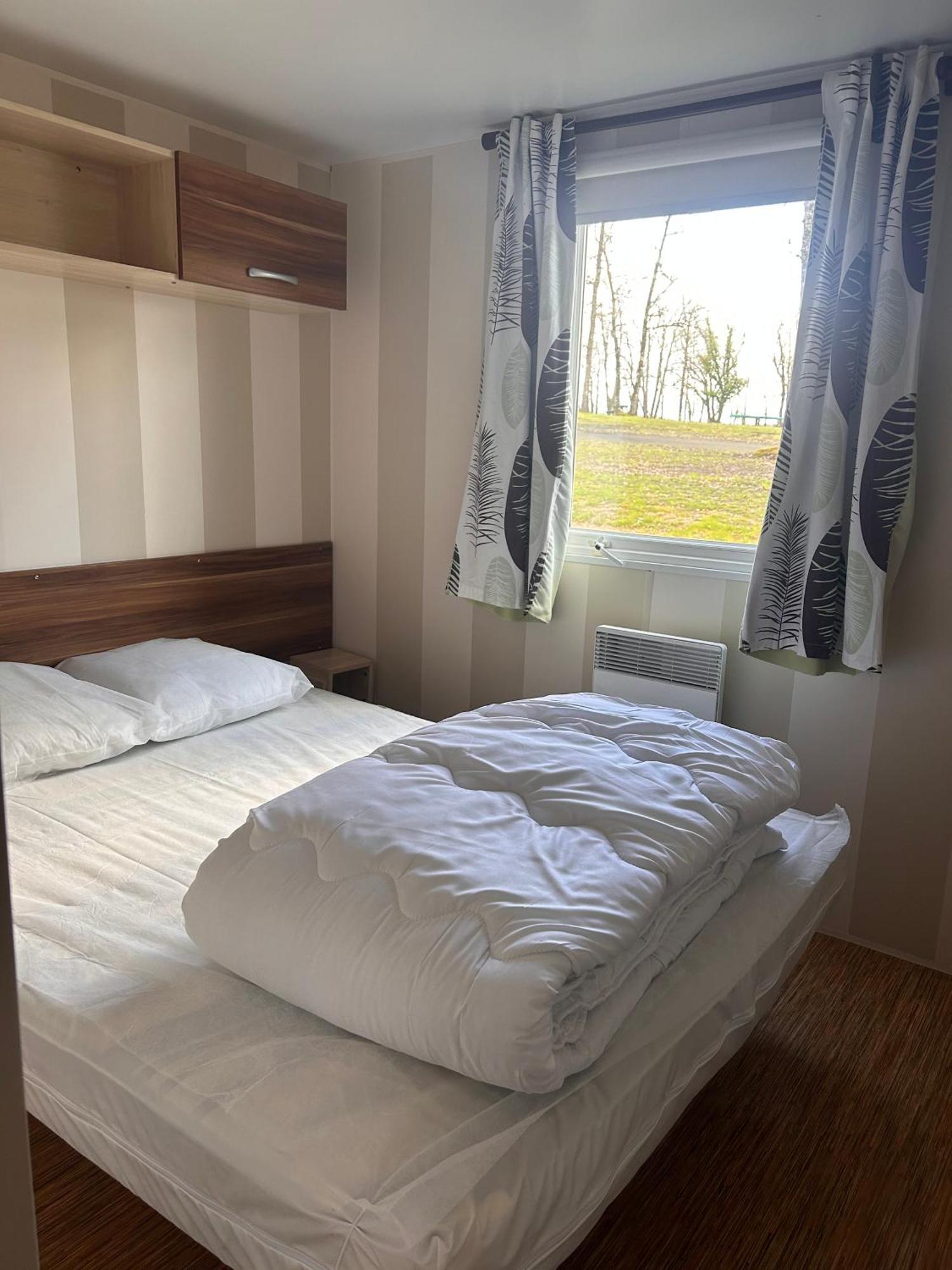 Camping Les Petites Minaudieres Coussay-les-Bois Rum bild